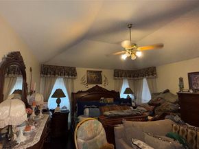 1226  Donegal Lane , Garland Texas 75044