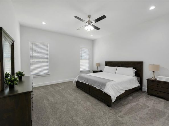 1838  Life Avenue , Dallas Texas 75212