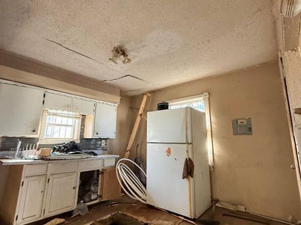 5122  Fitzhugh Avenue , Fort Worth Texas 76105