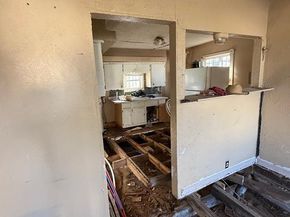 5122  Fitzhugh Avenue , Fort Worth Texas 76105