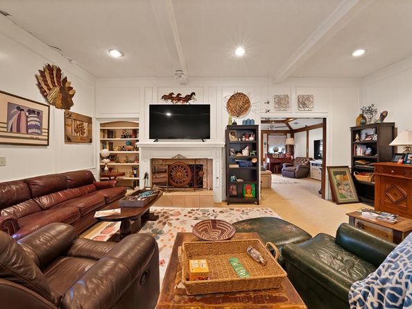 2144  Usa Drive , Plano Texas 75025