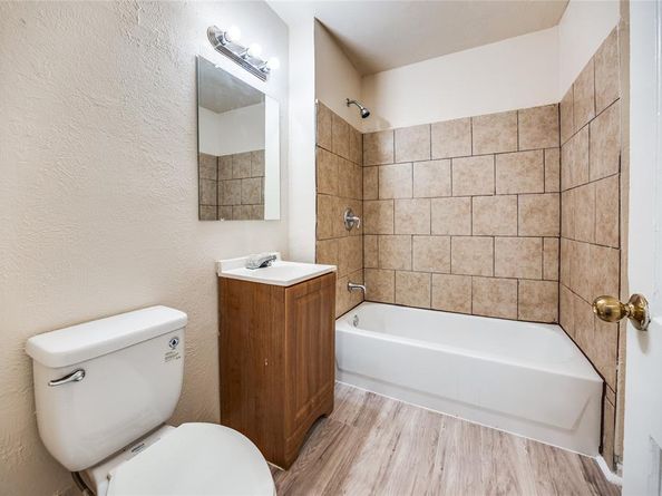 133 W Hobson Avenue , Dallas Texas 75224