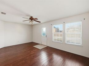 8118  York Beach Place , Arlington Texas 76002