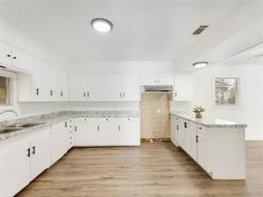 519  Sunnyside Avenue , Cockrell Hill Texas 75211