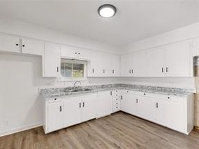 519  Sunnyside Avenue , Cockrell Hill Texas 75211