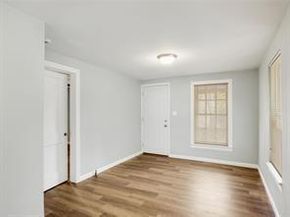 519  Sunnyside Avenue , Cockrell Hill Texas 75211