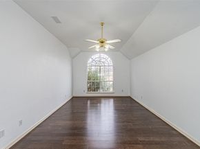1907  New Haven Road , Grapevine Texas 76051