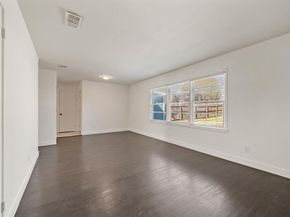 1017  Judd Street , Fort Worth Texas 76104