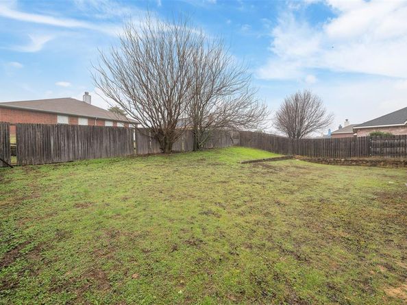 1092  Winding Creek , Cedar Hill Texas 75104
