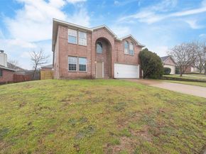 1092  Winding Creek , Cedar Hill Texas 75104