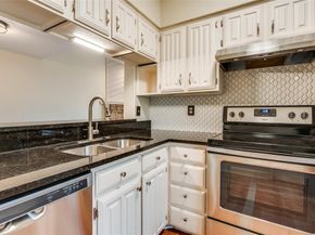 7640 W Greenway Boulevard  5K, Dallas Texas 75209