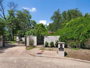6181  Preston Creek Court , Dallas Texas 75240