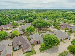 759  Village Green Drive , DeSoto Texas 75115