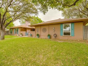 5011  Ledgestone Drive , Fort Worth Texas 76132