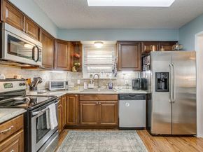5011  Ledgestone Drive , Fort Worth Texas 76132
