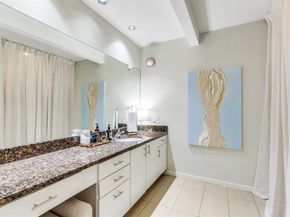 4242  Buena Vista Street  16, Dallas Texas 75205