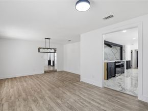 317  Cedar Creek Court , Fort Worth Texas 76103