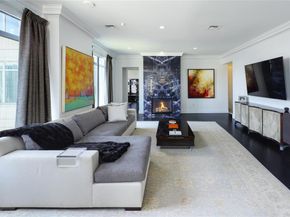 2525 N PEARL Street  1601A, Dallas Texas 75201