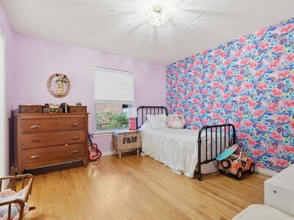 1209  Tanager Lane , Garland Texas 75042