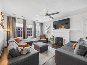 1011 N Clinton Avenue , Dallas Texas 75208