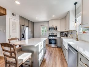 2924 W 11th Street , Irving Texas 75060
