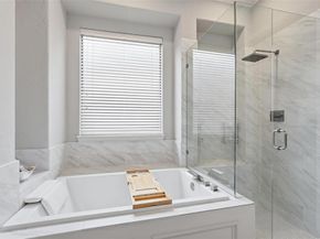 2252  Forest Hollow Park , Dallas Texas 75228