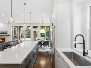2252  Forest Hollow Park , Dallas Texas 75228