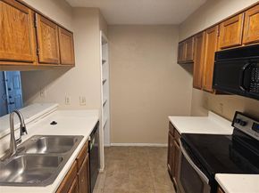 9605  Walnut Street  12102, Dallas Texas 75243