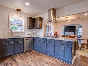 326  Vermont Avenue , Dallas Texas 75216
