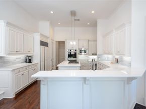 6631  Meadow Road , Dallas Texas 75230