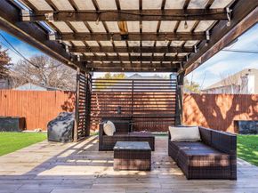 203  Hillside Drive , Kennedale Texas 76060