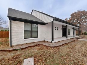 712 W Five Mile Parkway , Dallas Texas 75224