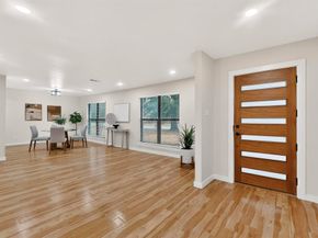 712 W Five Mile Parkway , Dallas Texas 75224