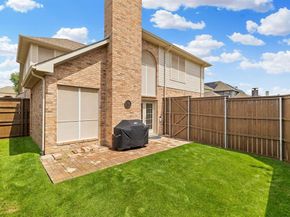 115  Saint James Road , Irving Texas 75063