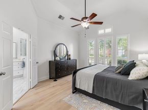 115  Saint James Road , Irving Texas 75063