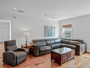 6011  Mccommas Boulevard , Dallas Texas 75206