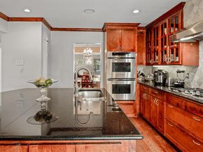 6011  Mccommas Boulevard , Dallas Texas 75206