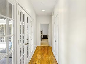 6011  Mccommas Boulevard , Dallas Texas 75206