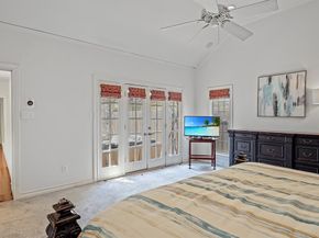 6011  Mccommas Boulevard , Dallas Texas 75206