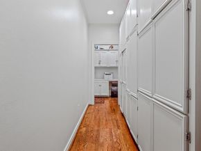 6011  Mccommas Boulevard , Dallas Texas 75206