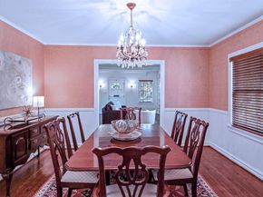 6011  Mccommas Boulevard , Dallas Texas 75206