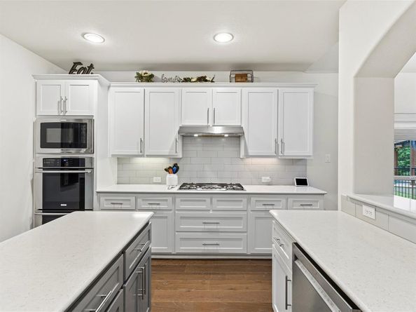 1229  Ardglass Trail , Corinth Texas 76210