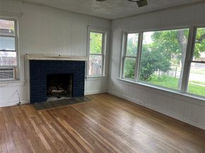 4060  Mt Vernon Avenue , Fort Worth Texas 76103