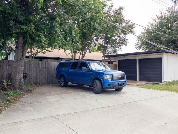 1011  PACIFIC Drive , Richardson Texas 75081