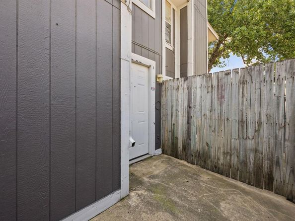7504  Chapin Road , Fort Worth Texas 76116