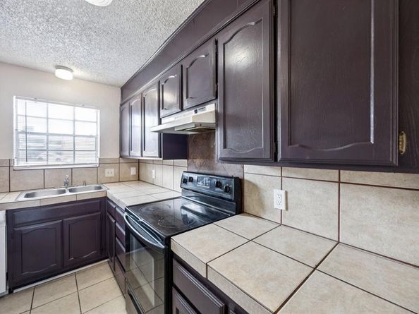 7504  Chapin Road , Fort Worth Texas 76116