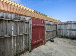 7504  Chapin Road , Fort Worth Texas 76116