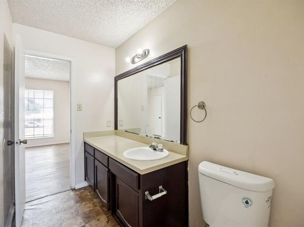 7504  Chapin Road , Fort Worth Texas 76116