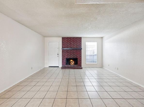 7504  Chapin Road , Fort Worth Texas 76116
