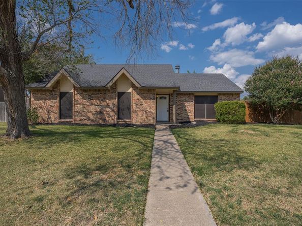 478  Rainier Street , Cedar Hill Texas 75104